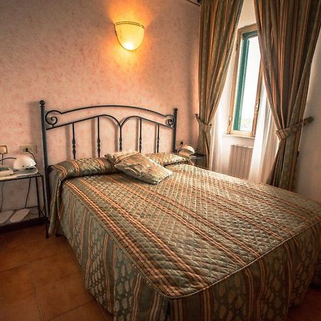 Albergo Guastini 皮蒂利亚诺 外观 照片