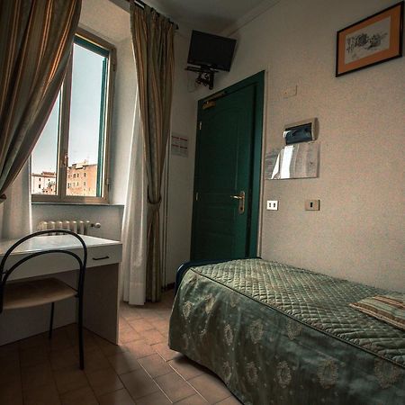 Albergo Guastini 皮蒂利亚诺 外观 照片
