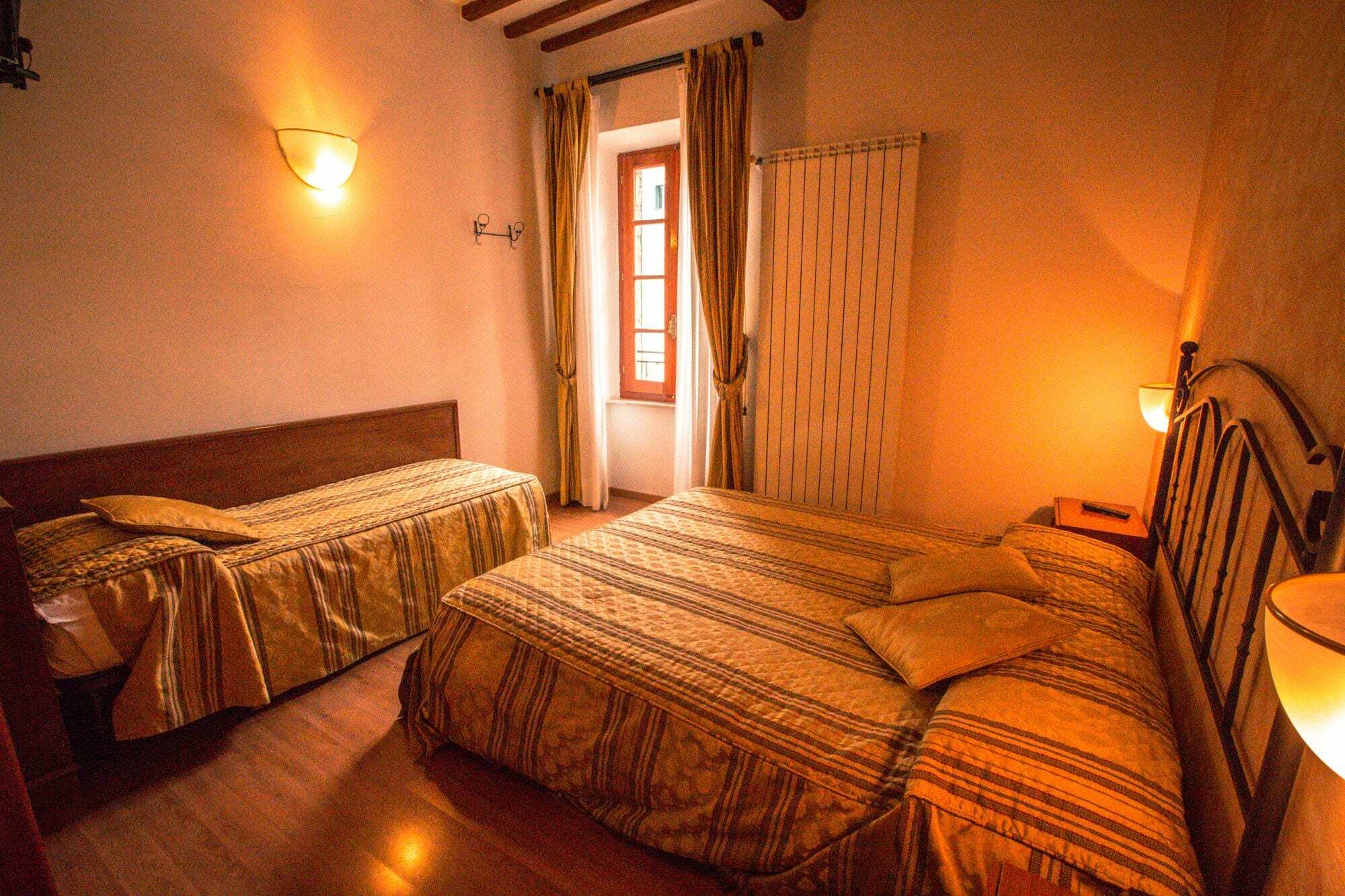 Albergo Guastini 皮蒂利亚诺 外观 照片